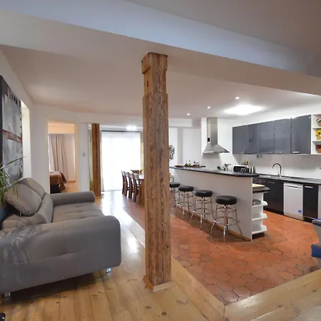 Attic Josefov Mit Eigener Terrasse By Interhome *