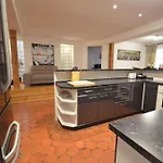 شقة Attic Josefov Mit Eigener Terrasse By Interhome