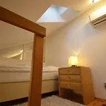 Attic Josefov Mit Eigener Terrasse By Interhome شقة