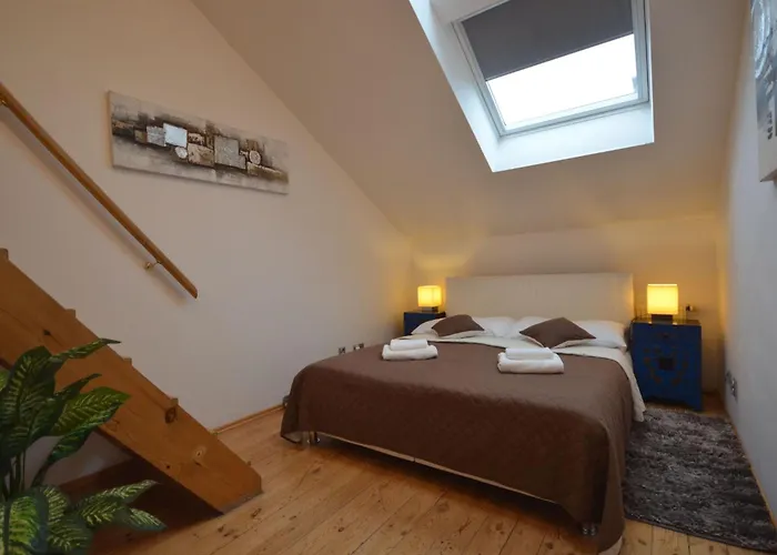 Lägenhet Attic Josefov Mit Eigener Terrasse By Interhome Prag