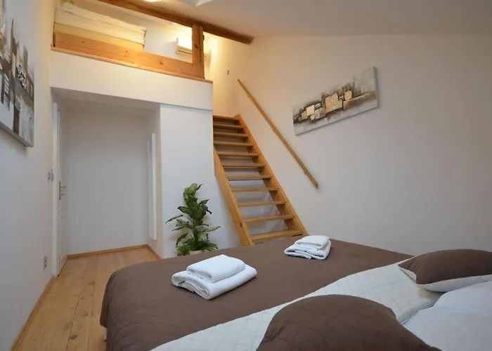 Lägenhet Attic Josefov Mit Eigener Terrasse By Interhome *