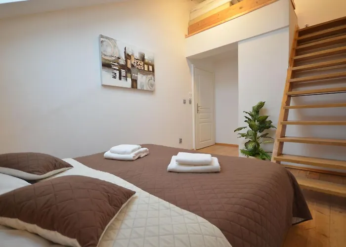 Lägenhet Attic Josefov Mit Eigener Terrasse By Interhome *