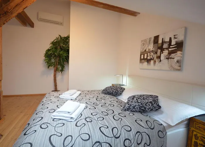 Attic Josefov Mit Eigener Terrasse By Interhome