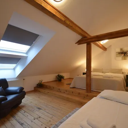 Daire Attic Josefov Mit Eigener Terrasse By Interhome *